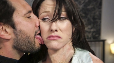 Brunette chick Jennifer White is restrained and banged by her sadistic tenant 73109540