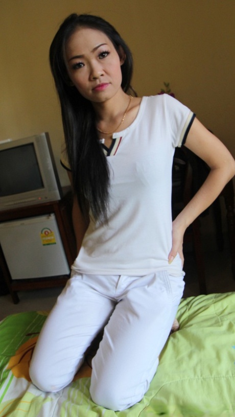 Petite Vietnamese girl Hong gives away her hairy muff to a sex tourist 65645159