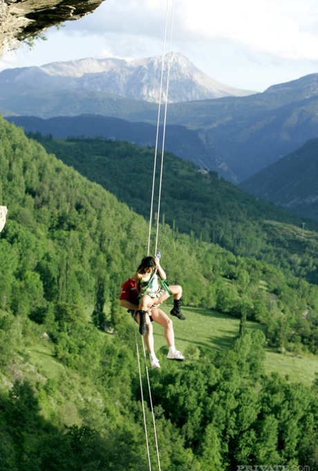 Hot Asian mountain climber sucks her guide's hard to get rescued 44740676